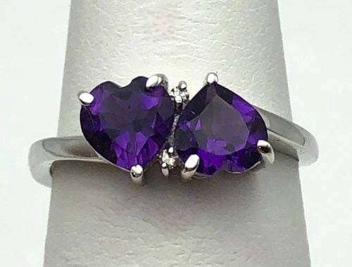 10K WHITE GOLD RING, TWO HEART AMETHYST, 0.01CTW DIAMONDS (SIZE 6) 2.1 GRAM (1 of 2)