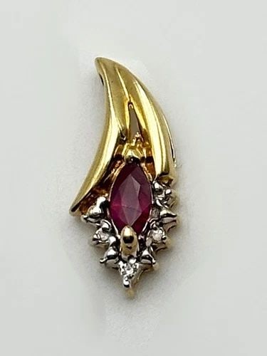 10K YELLOW GOLD SMALL WOMAN'S PENDANT WITH RUBY AND DIAMOND 0.9 GRAM (1 of 2)