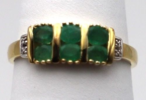 STAUER SILVER GOLD PLATED RING WITH NATURAL EMERALDS AND DIAMONDS (SIZE 10): STAUER SILVER GOLD PLATED RING WITH ALL NATURAL EMERALDS AND DIAMONDS SIZE: 10 Stauer Silver Gold Plated Ring with all natural Emeralds and Diamonds You are bidding on a Stauer Silver Gold Plated Ring