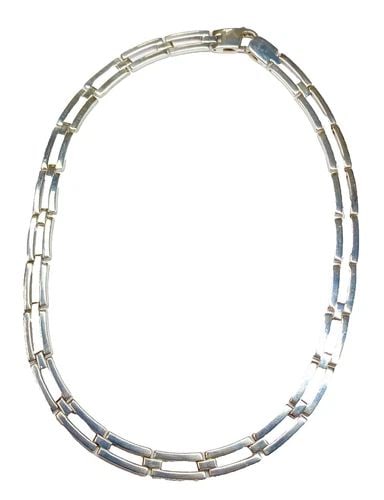 925 STERLING SILVER FLAT SQUARE LINK CHAIN / NECKLACE ( 16 INCH ) 46.6 GRAM: WOMEN'S 925 SILVER FLAT LINK CHAIN 16" Women's Silver Flat link Chain 16" You are bidding on a pre-owned Women's Silver Chain 16". The necklace has minor scuffs and scratches from normal wear and tear