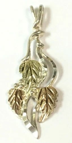 BLACK HILLS GOLD LEAF STYLE PENDANT 925 SILVER AND 12K GOLD 2.1 GRAMS (1 of 2)