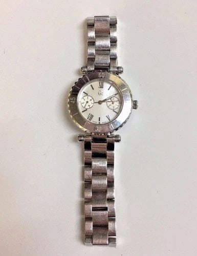 GC GUESS WOMEN'S DIVER CHIC WATCH I20026L1 34MM (1 of 2)