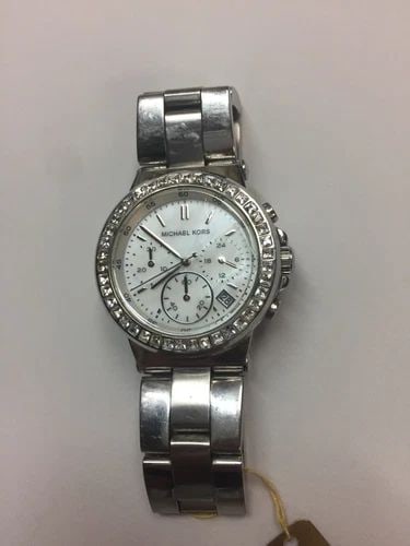 MICAHEL KORS STAINLESS STEEL CHRONOGRAPH WATCH MK5585 (1 of 2)