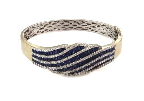 ESTATE 17 CARATS DIAMOND SAPPHIRE 18K GOLD FANCY BRACELET 8.25" LIQUIDATION!: ESTATE 17 CARATS DIAMOND SAPPHIRE 18K GOLD FANCY BRACELET 8.25" ! Estate 17 Carats Diamond Sapphire 18k Gold Fancy Bracelet 8.25" ! Description This is a magnificent large wrist size bracelet. iI is c