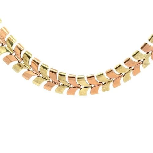 TIFFANY & CO. VINTAGE 14K YELLOW ROSE GOLD WING LINK COLLAR NECKLACE: TIFFANY & CO. VINTAGE 14K YELLOW ROSE GOLD WING LINK COLLAR NECKLACE This gorgeous collar necklace is authentic by Tiffany & Co. It is vintage and crafted from 14k yellow and rose gold featuring 17.45