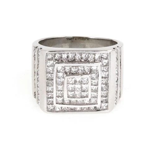 MEN'S RING 4.00CT PRINCESS CUT DIAMOND 14K GOLD GRADUATED LARGE RING (1 of 2)