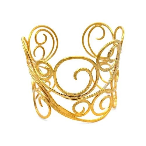 HAMMERED CUFF BRACELET 18K YELLOW GOLD WIRE OPEN SPIRAL DESIGN: HAMMERED CUFF BRACELET 18K YELLOW GOLD WIRE OPEN SPIRAL DESIGN This gorgeous eye-catching bracelet is crafted from 18k yellow gold featuring a high and low edge with hand hammered wire fashioned into 