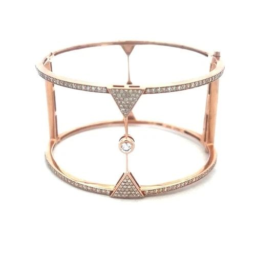 EFFY DIAMOND ROSE GOLD BANGLE 14K OPEN STYLE WIDE HINGED BAND 6.25": This is a chic stylish wide bracelet by Effy, it is a stunning piece of fine jewelry featuring a natural white diamonds as the main stone. The bracelet has a wide hinged band with an open style and lo