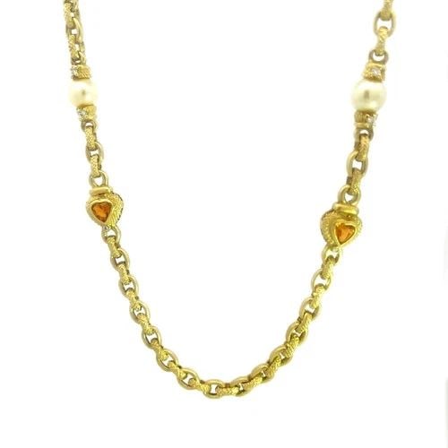 JUDITH RIPKA DIAMOND GOLD NECKLACE GEMSTONE 18K YELLOW HEART MOTIFS: JUDITH RIPKA DIAMOND GOLD NECKLACE GEMSTONE 18K YELLOW HEART MOTIFS This Judith Ripka Diamond Gold Necklace features a beautiful design with yellow gemstones on both sides of heart motifs and pearls s