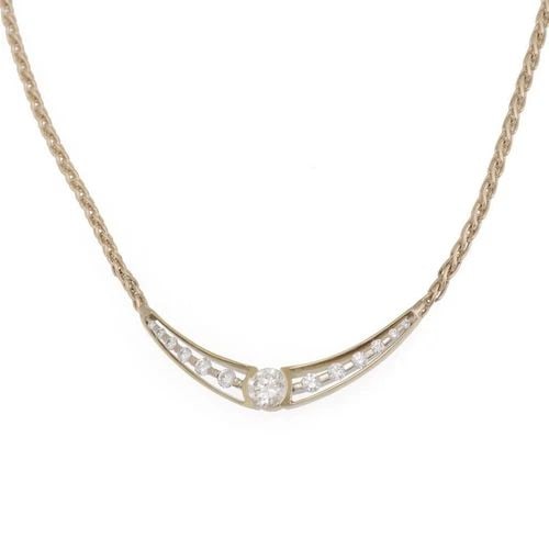 DIAMOND 18K YGOLD CRESCENT MOON PENDANT CHAIN: This product is a stunning diamond pendant necklace in 18k yellow gold. The pendant features a crescent moon shape and a round-cut diamond as the main stone. The necklace has a length of 17.5 inches a