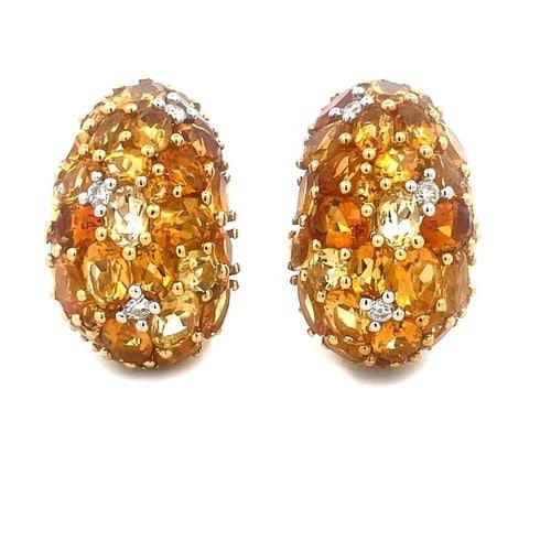 CITRINE DIAMOND HUGGIE EARRINGS 18K YELLOW GOLD LARGE OVAL DOME STYLE: CITRINE DIAMOND HUGGIE EARRINGS 18K YELLOW GOLD LARGE OVAL DOME STYLE This is a magnificent pair of 18k yellow gold earrings, they feature a large curved long dome shape front filled with orange and y
