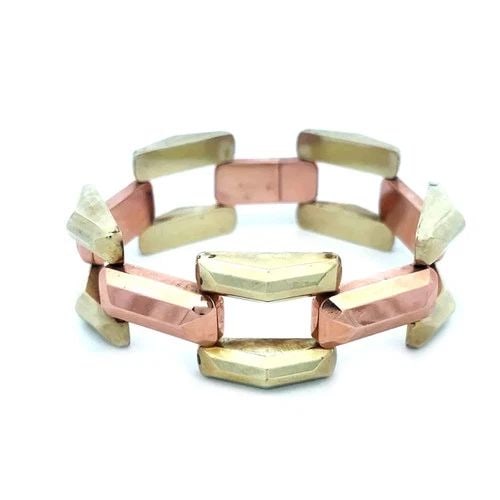 RETRO 14K GOLD BRACELET YELLOW AND ROSE OPEN STYLE BAR LINKS: RETRO 14K GOLD BRACELET YELLOW AND ROSE OPEN STYLE BAR LINKS The Retro Era 14k Gold Bracelet features a stylish open style bar link design in yellow and rose gold. With a vintage appeal from the Retro