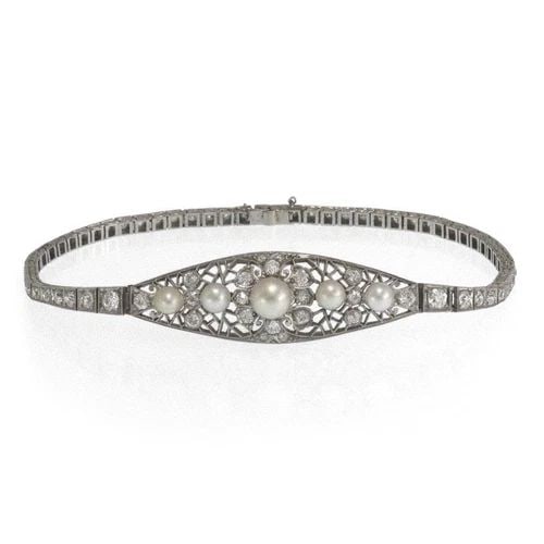 PLATINUM BRACELET DIAMOND PEARL ART DECO BELLE EPOQUE 1.50CT ANTIQUE: PLATINUM BRACELET DIAMOND PEARL ART DECO BELLE EPOQUE 1.50CT ANTIQUE Belle Epoque Art Deco Platinum 1.50ct Diamond Pearls Bracelet Description This is a stunning Art Deco Bele Epoque platinum bracelet