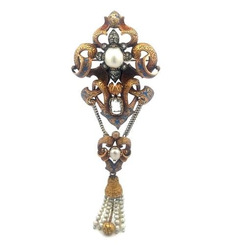 VICTORIAN DIAMOND GOLD BROOCH 18K ROSE GOLD & SILVER PEARLS ENAMEL FLORAL: VICTORIAN DIAMOND GOLD BROOCH 18K ROSE GOLD & SILVER PEARLS ENAMEL FLORAL This Victorian era diamond gold large brooch is a stunning piece of antique jewelry featuring a floral design with detailed fl