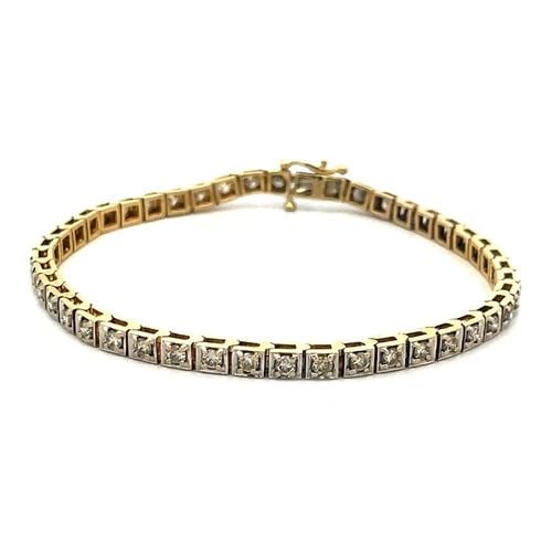 6958 DIAMOND GOLD TENNIS BRACELET 2.70CT SQUARE LINKS 14K TWO TONE: 6958 DIAMOND GOLD TENNIS BRACELET 2.70CT SQUARE LINKS 14K TWO TONE This is a timeless piece featuring a radiant array of sparkling diamonds, each meticulously set with yellow gold prong on white gold 