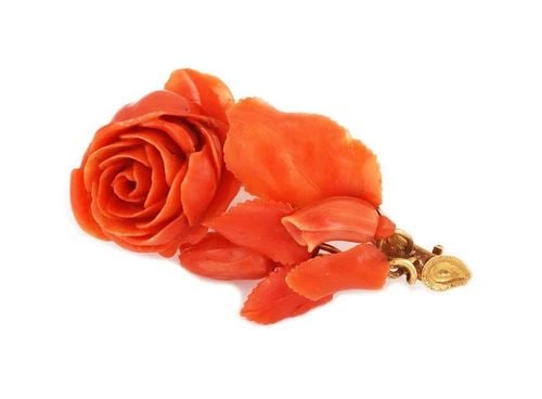CARVED CORAL 3D ROSE SPRIG 18K YELLOW GOLD PIN (1 of 2)
