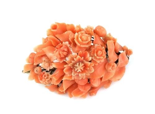 VICTORIAN CARVED CORAL CLUSTER ROSES 14K YELLOW GOLD PIN LIQUIDATION (1 of 2)