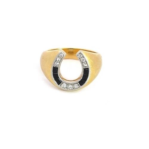 DIAMOND 18K GOLD HORSESHOE RING YELLOW GOLD & PLATINUM ART DECO ANTIQUE: DIAMOND 18K GOLD HORSESHOE RING YELLOW GOLD & PLATINUM ART DECO ANTIQUE This is an antique Art Deco ring, it is crafted from 18k yellow gold featuring an open style horseshoe decorated with 3 section 
