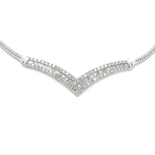 DIAMOND GOLD V NECKLACE 1.70CT 14K WHITE GRADUATED PENDANT FLAT CHAIN: Elevate your jewelry collection with this exquisite diamond gold V 14k white gold necklace. It features a striking look with natural white diamond set in an elegant wide spread V shape with round pron