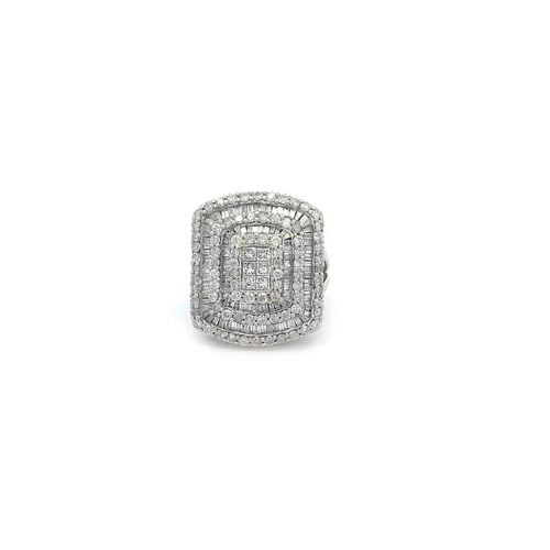 LOVELY 2CT DIAMOND 10K WHITE GOLD RECTANGLE COCKTAIL RING SIZE 5.5: 6001 LOVELY 2CT DIAMOND 10K WHITE GOLD RECTANGLE COCKTAIL RING SIZE 5.5 This is a sparkling cocktail ring, it is crafted from 10k white gold. The bridge has a rectangle shape with curved shape on the 