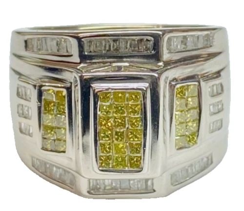 14K WHITE GOLD RING, 1.5CTW PRINCESS & BAGUETTE CUT DIAMONDS (SIZE 10) 17.5 GRAM: MEN'S 14K WHITE GOLD RING WITH PRINCESS/BAGUETTE CUT DIAMONDS 1.5CTW HEAVY Men's 14k White Gold Ring with Princess/Baguette Cut Diamonds (Size 10) Heavy You are bidding on a pre-owned Men's 14k White 