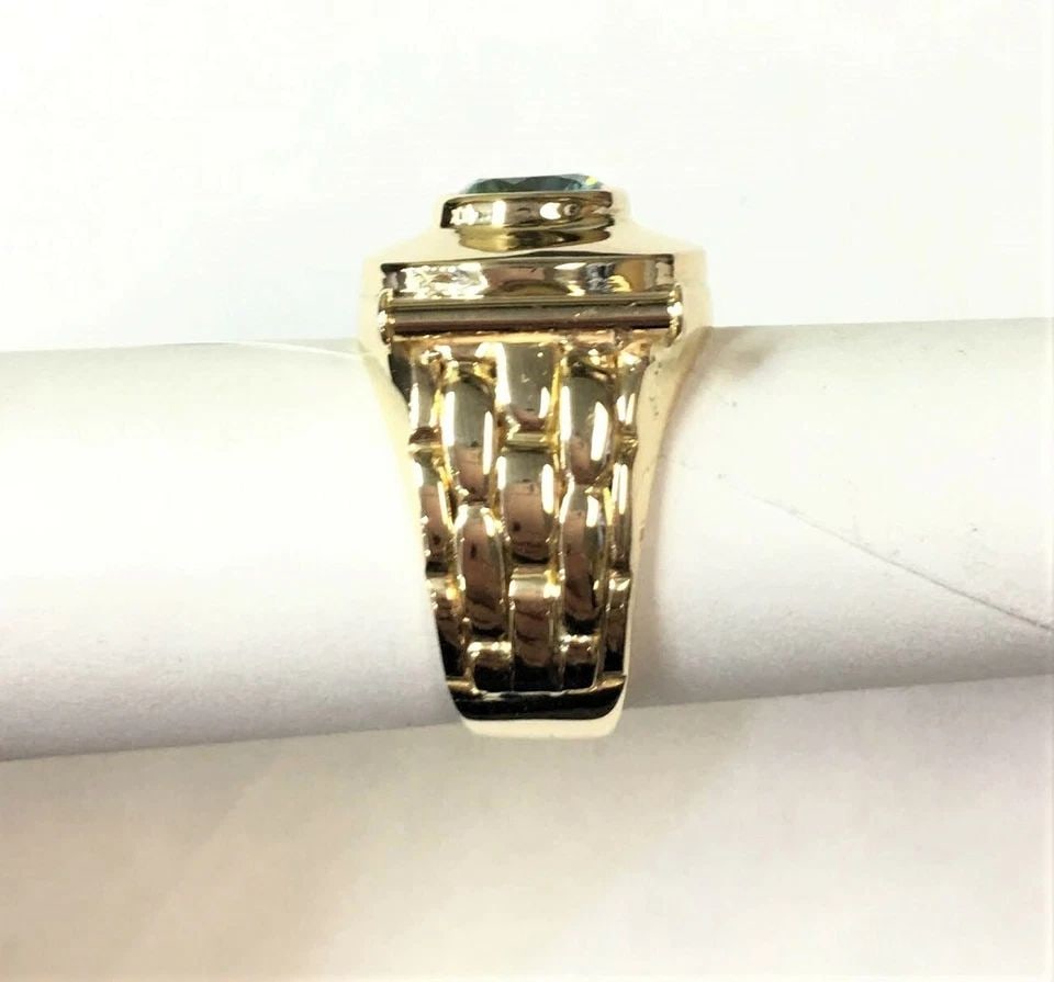 14K YELLOW GOLD RING WITH SYNTHETIC SPINEL ( SIZE: 7.75 ) 12.7G (1 of 2)