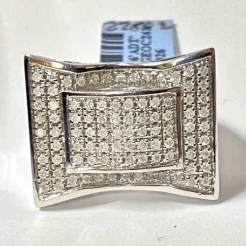 10K WHITE GOLD MEN'S RING WITH 1.0CT DIAMONDS (SIZE 10.25) 7.3G: 10K WHITE GOLD MEN'S RING WITH 1.0CT DIAMONDS (SIZE 10.25) NWT 10k White Gold Men's Ring with 1.0ct Diamonds (Size 10.25) NWT You are bidding on a new with tags 10k White Gold Men's Ring with 1.0ct Di