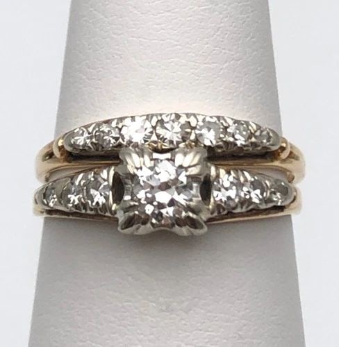 14K YELLOW GOLD SET (ENGAGEMENT + BAND) W/ 0.65CTS VS DIAMONDS SIZE: 7 3.8G: 14K YELLOW GOLD WEDDING SET (ENGAGEMENT + BAND) W/ 0.65CTS VS DIAMONDS SIZE: 7 14k Yellow Gold Wedding Set (engagement + band) w/ 0.65cts VS Diamonds Condition: Display Model, Moved around in inventor