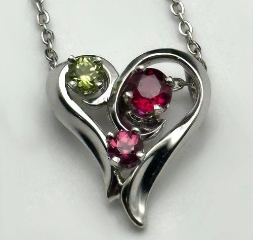 14K WHITE GOLD CHAIN & HEART PENDANT, PERIDOT, RUBY, PINK TOURMALINE ( 16" ) 5G (1 of 1)