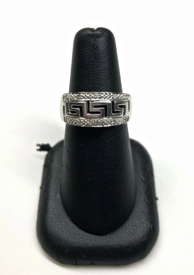 NEW 14K WHITE GOLD RING WITH DIAMONDS, GREEK DESIGN (SIZE 6.5) 5.7 GRAM: MEN'S 14K WHITE GOLD RING WITH DIAMONDS, GREEK DESIGN Men's 14k White Gold Ring With Diamonds, Greek Design You are bidding on a new with defects Men's 14k White Gold Ring With Diamonds, Greek Design.