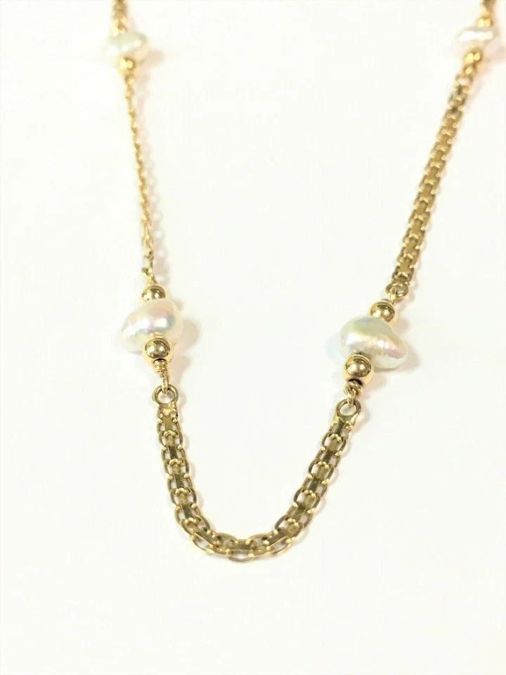 14K GOLD NECKLACE WITH EIGHT FRESHWATER PEARLS ( 24 INCH ) 5.9G: 14k Gold Necklace with eight Freshwater Pearls You are bidding on a pre-owned 14k Yellow Gold Necklace with 8 Pearls. The piece has marks and scratches on it from being worn and used. They have been i