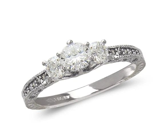 NEW 14K WHITE GOLD LADIES FASHION WHITE SOLITAIRE RING: NEW 14K WHITE GOLD LADIES FASHION WHITE SOLITAIRE RING LADIES FASHION WHITE SOLITAIRE RING NEW 14K WHITE GOLD Apx. WIDTH: 6mm Apx. WEIGHT: 3.8g