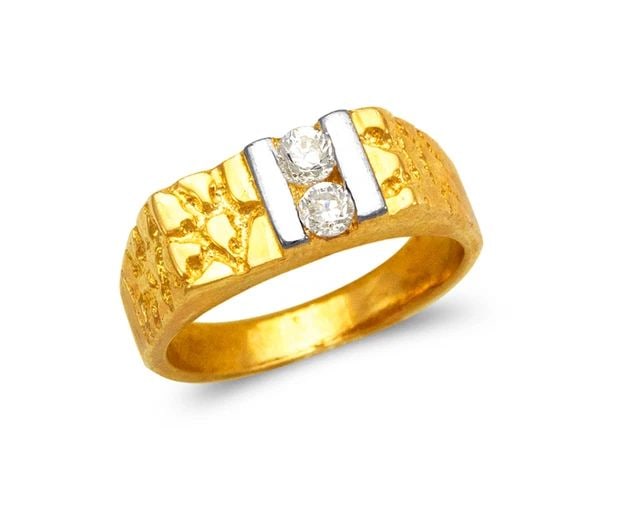 NEW 14K TWO TONE GOLD KIDS RING: NEW 14K TWO TONE GOLD KIDS RING KIDS RING NEW 14K TWO TONE GOLD Apx. WIDTH: 6mm Apx. WEIGHT: 3.7g