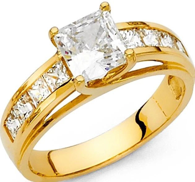 NEW 14K YELLOW GOLD ENGAGEMENT RING: NEW 14K YELLOW GOLD ENGAGEMENT RING ENGAGEMENT RING NEW 14K YELLOW GOLD WIDTH : 4 mm WEIGHT : 3.5g