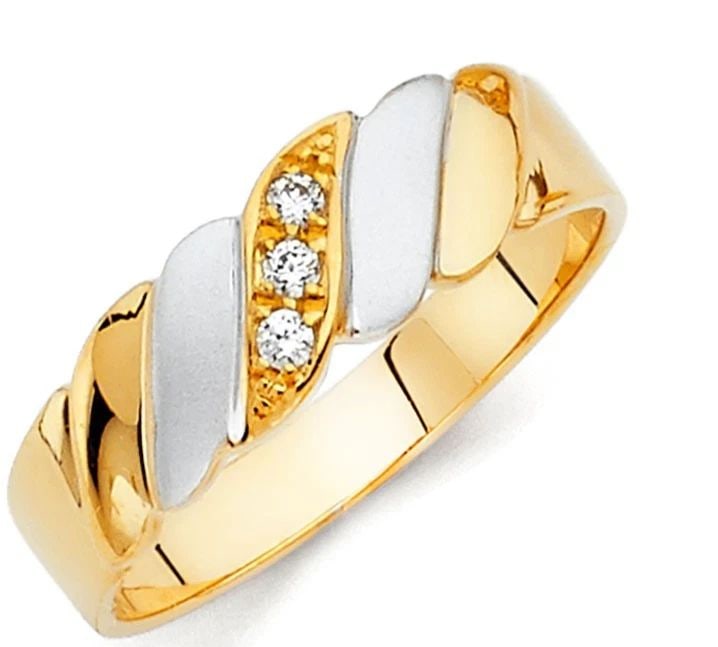 NEW 14K TWO TONE GOLD MEN'S WEDDING BAND - SIZE 10: NEW 14K TWO TONE GOLD MEN'S WEDDING BAND MEN'S WEDDING BAND NEW 14K TWO TONE GOLD WIDTH: 6 mm Apx. WEIGHT: 3.37 g