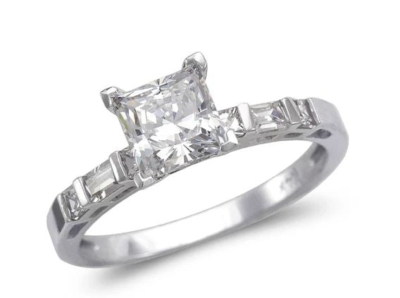 NEW 14K WHITE GOLD LADIES FANCY WHITE PRINCESS CUT SOLITAIRE RING (1 of 2)