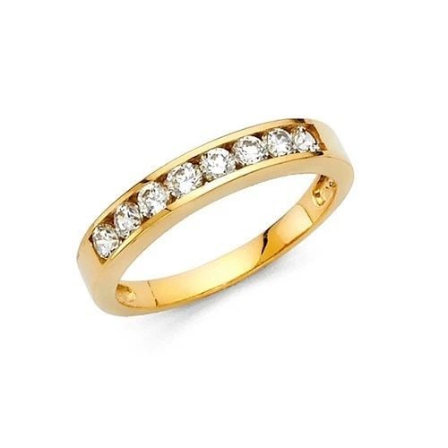 NEW 14K YELLOW GOLD WEDDING BAND - SIZE 7: NEW 14K YELLOW GOLD WEDDING BAND WEDDING BAND NEW 14K YELLOW GOLD WIDTH: 3 mm Average Apx. WEIGHT: 2.6g
