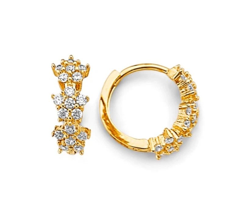 NEW 14K YELLOW GOLD FLOWER HUGGIES EARRINGS: NEW 14K YELLOW GOLD FLOWER HUGGIES EARRINGSFLOWER HUGGIES EARRINGSNEW 14K YELLOW GOLDHEIGHT - 13 mmWIDTH - 13 mmApx WEIGHT - 1.9 g