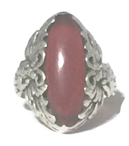 VINTAGE CARNELIAN BUTTERFLY LONG STERLING SILVER PINKY BOHO RING SIZE 6.25: VINTAGE CARNELIAN BUTTERFLY LONG STERLING SILVER PINKY BOHO RING SIZE 6.25 Vintage Long Carnelian Sterling Silver Ring Beautifully designed Band AS IS Slightly out of Round & Slight Crack on the back 