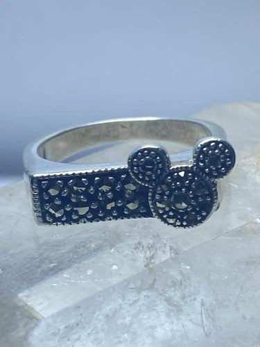 MICKEY MOUSE RING DISNEY MARCASITE JUDITH JACK STERLING SILVER WOMEN: MICKEY MOUSE RING DISNEY MARCASITE JUDITH JACK STERLING SILVER WOMEN Mickey Mouse Ring Disney Marcasite Judith Jack sterling silver women Size 6.75 Between. size 6.75 and a size 7 Weight 4.9g Widest p
