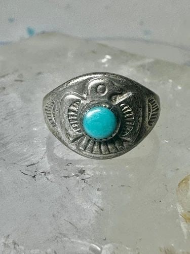 NAVAJO PHOENIX RING TURQUOISE SIZE 4.75 STERLING SILVER BELL TRADING WOMEN GIRLS: NAVAJO PHOENIX RING TURQUOISE SIZE 4.75 STERLING SILVER BELL TRADING WOMEN GIRLS Navajo Phoenix ring turquoise size 4.75 sterling silver Bell trading women girls Size 4.75 Weight 3.1g Width 1/2" Thinn
