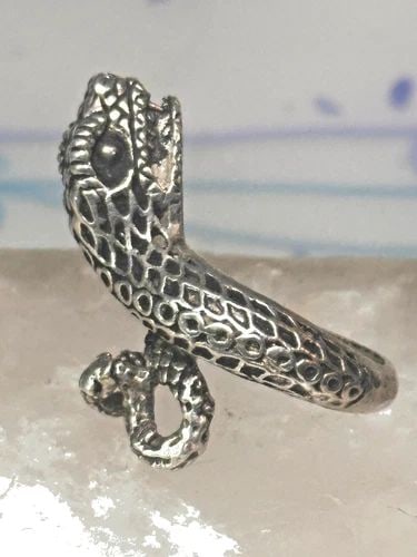 VINTAGE SNAKE RING ANIMAL BAND SIZE 5.5 STERLING SILVER WOMEN (1 of 2)