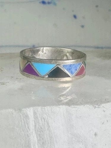 ZUNI TURQUOISE RING MALACHITE LAPIS WEDDING BAND SIZE 7 VINTAGE STERLING SILVER: ZUNI TURQUOISE RING MALACHITE LAPIS WEDDING BAND SIZE 7 VINTAGE STERLING SILVER Zuni turquoise ring malachite lapis wedding band Size 7 Vintage sterling silver women men Size 7 Weight 2.2g Width. 1/4"