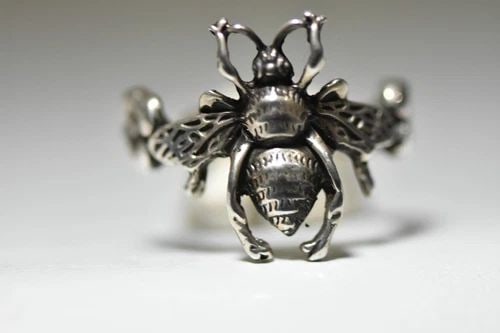 BEE RING YELLOW JACKET BUG BAND STERLING SILVER WOMEN GIRLS (1 of 2)