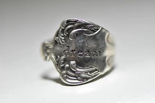 SPOON RING DREAM MAKE IT HAPPEN BAND WIDE STERLING SILVER WOMEN GIRLS: SPOON RING DREAM MAKE IT HAPPEN BAND WIDE STERLING SILVER WOMEN GIRLS Spoon ring Dream Make it Happen band wide sterling silver women girls Size 6.25 Between a size 6.25 and a size 6.50 Weight 9g Wide
