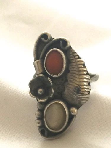 VINTAGE STERLING NATIVE AMERICAN NAVAJO MOP CORAL RING SIZE 6 4.6G (1 of 2)
