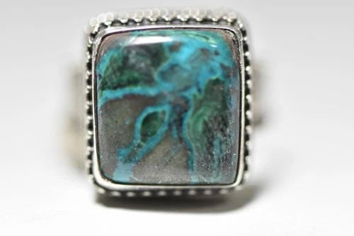 TURQUOISE RING BOHO BALI SWIRLS STERLING SILVER WOMEN: TURQUOISE RING BOHO BALI SWIRLS STERLING SILVER WOMEN Turquoise ring Boho Bali sterling silver women size 9 weight 7.7g length of the front of the ring 3/4" width of the front of the ring 5/8" Deliver