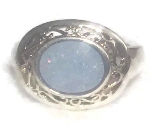 VINTAGE FIRE OPAL STERLING SILVER BOHO RING SIZE 5.75 PINKY GIRLS: VINTAGE FIRE OPAL STERLING SILVER BOHO RING SIZE 5.75 PINKY GIRLS Vintage Fire Opal Sterling Silver Ring Band A Unique & Well Made Ring Size 5.75 Weight 5.2g Widest Part of Ring 1/2" Thinnest Part of 