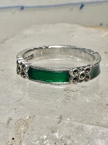 JUDITH JACK RING WEDDING GREEN ENAMEL BAND MARCASITES STACKER SIZE 8 STERLING SI: JUDITH JACK RING WEDDING GREEN ENAMEL BAND MARCASITES STACKER SIZE 8 STERLING SI Judith Jack ring Wedding green enamel band marcasites stacker size 8 sterling silver women Size 8 Weight 3.5g Width 1/8