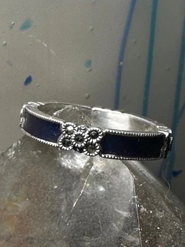JUDITH JACK RING WEDDING BAND BLUE ENAMEL MARCASITES STACKER SIZE 8 STERLING SIL: JUDITH JACK RING WEDDING BAND BLUE ENAMEL MARCASITES STACKER SIZE 8 STERLING SIL Judith Jack ring Wedding band blue enamel marcasites stacker size 8 sterling silver women Size 8 Weight 3.6g Width 1/8"